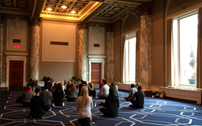 Why are New Yorkers flocking to meditation sessions?